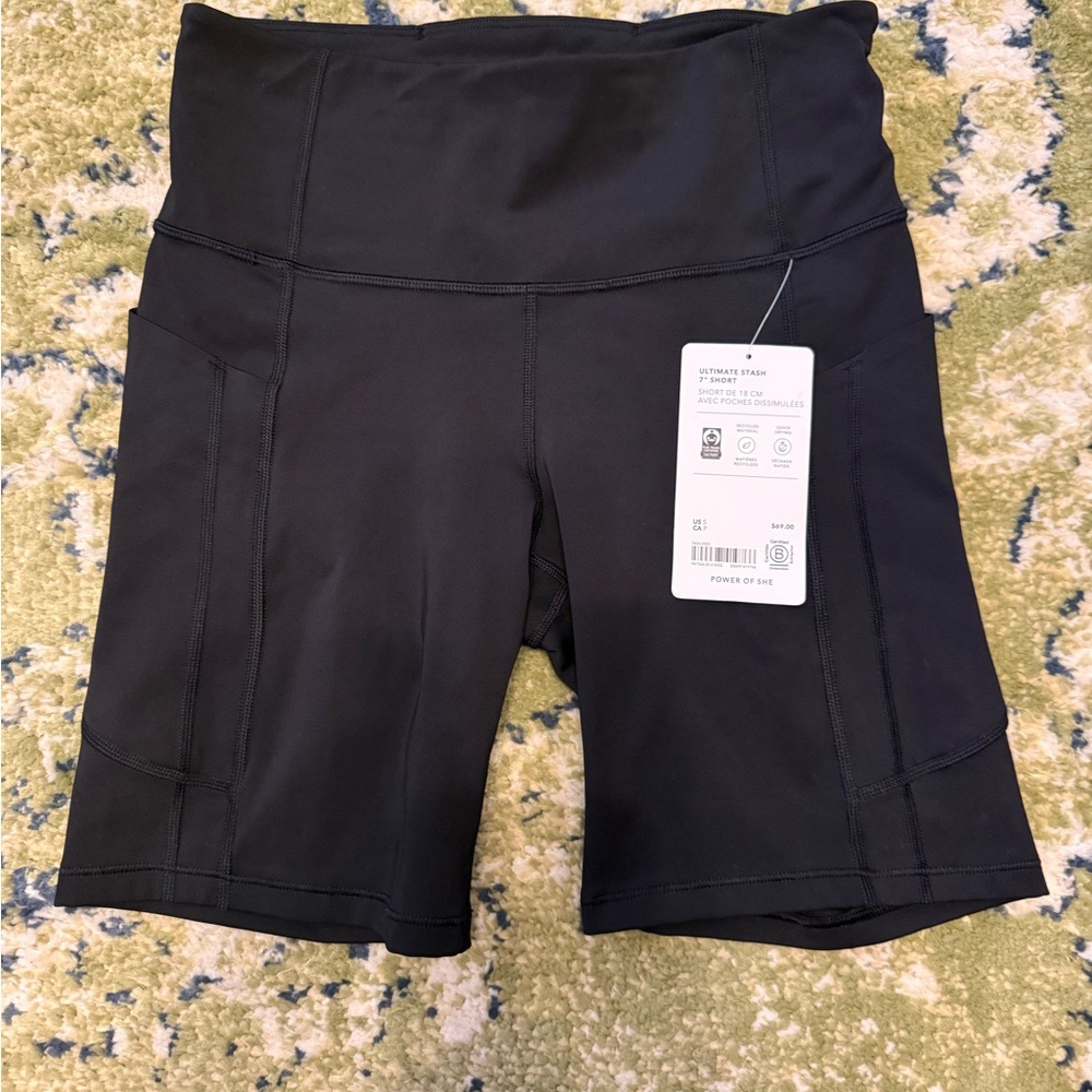 Athleta Ultimate Stash 7” Bike Shorts NWT